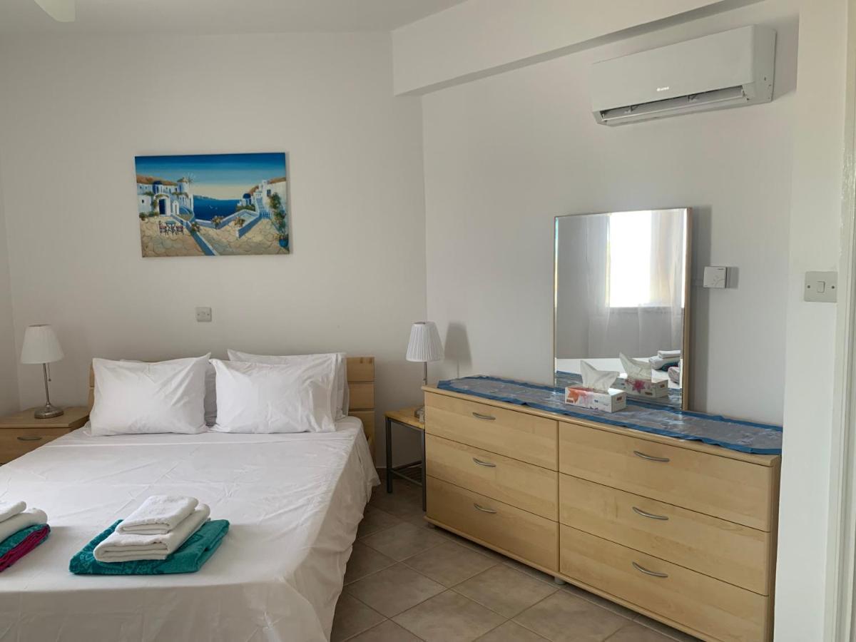 Kings Palace - Stylish, Modern 2 Bed With Sea Views Paphos Exterior photo